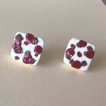 Load image into Gallery viewer, Tiny Tiny Large Omelette