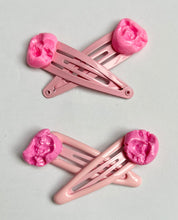 Load image into Gallery viewer, .× gumwads hair clips ×.