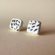 Load image into Gallery viewer, Tiny Tiny Large Omelette